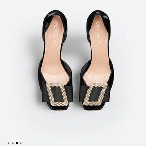 DIOR Idylle Pumps Black Patent size 6.5  Full Set. Worn once.